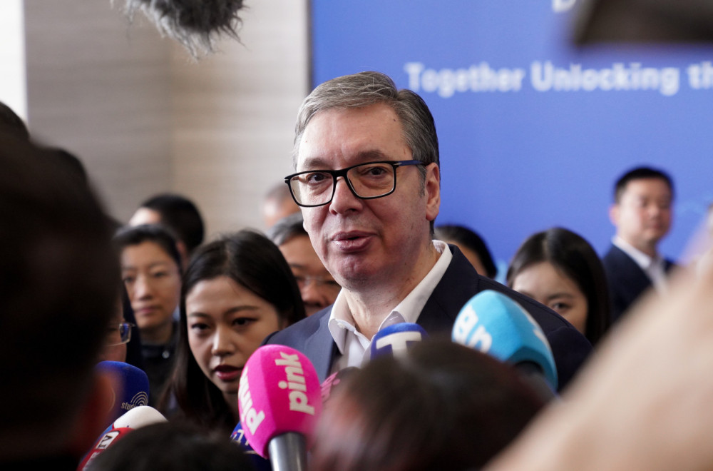 Fabrika robota u Srbiji? Vučić: Do 2030. imaćemo 50 fabrika u kojima će da rade ljudi i roboti VIDEO