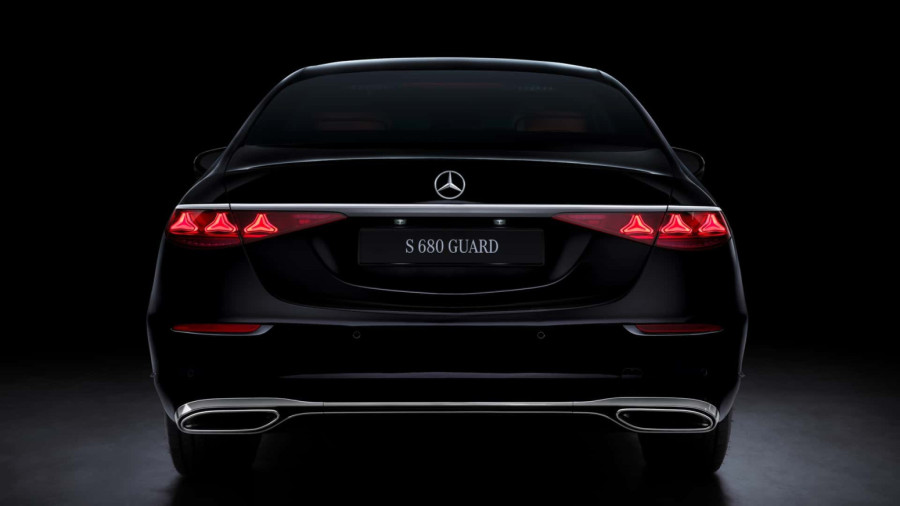 Novi blindirani Mercedes S klase V12 primiće metak umesto vas FOTO