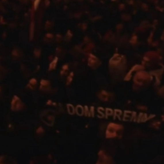Nezapamćen skandal u Zagrebu: Plenković uz Tompsona, zastave HOS-a i majice "Za dom spremni" FOTO/VIDEO