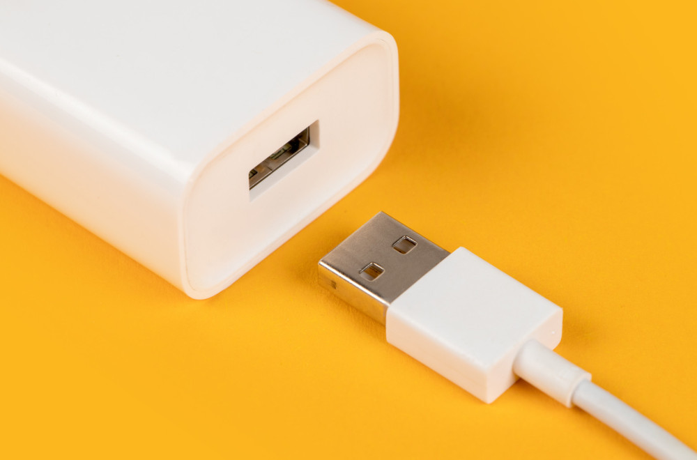 USB kakav poznajemo odlazi u istoriju: Stižu AI portovi i stroga pravila