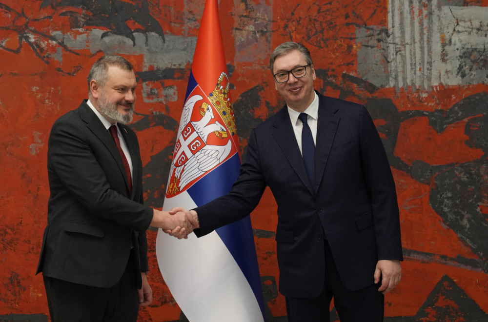 Vučić with newly appointed ambassadors of Ukraine and India: "Wishes for successful work and a pleasant stay"