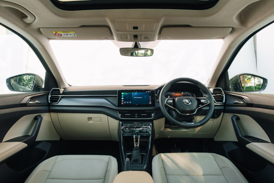 Novi Škoda SUV za 10.000 evra: Panorama, 116 KS i masaža na zadnjem sedištu FOTO