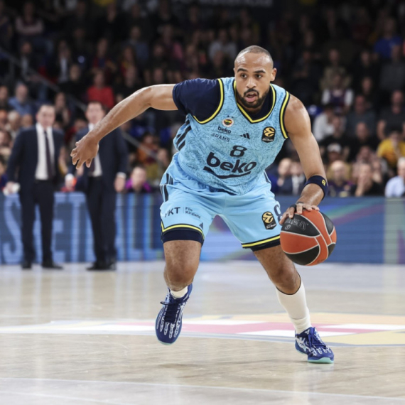 Fenerbahče umalo prokockao +20 u Barseloni; Milano se igrao sa Baskonijom