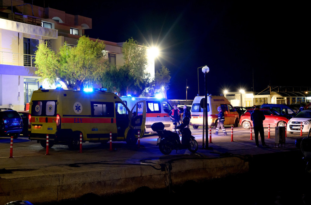 Sudar čamca i broda u Grčkoj: Poginulo 15 ljudi; Mnogo povređenih, među njima deca i dve trudnice FOTO/VIDEO