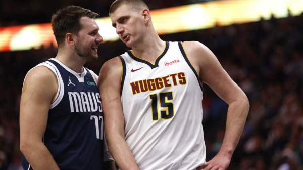 Jokić "bocnuo" Dončića: "Kako si se ugojio" VIDEO