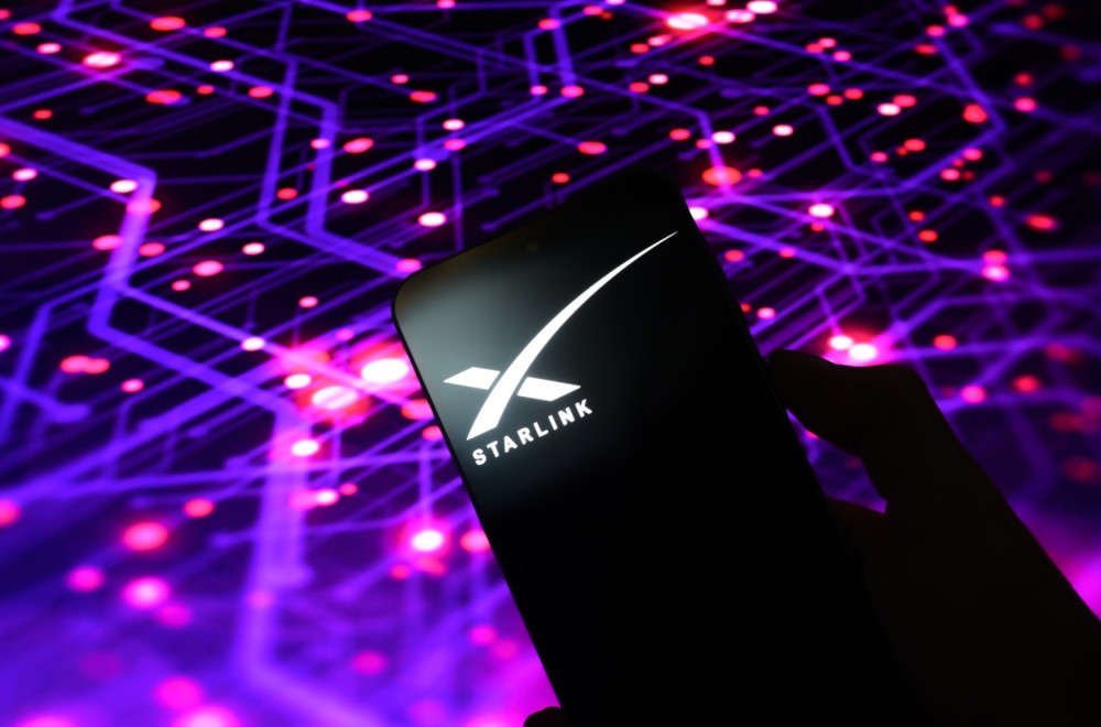 Svemirski iPhone? Mask planira Starlink telefon
