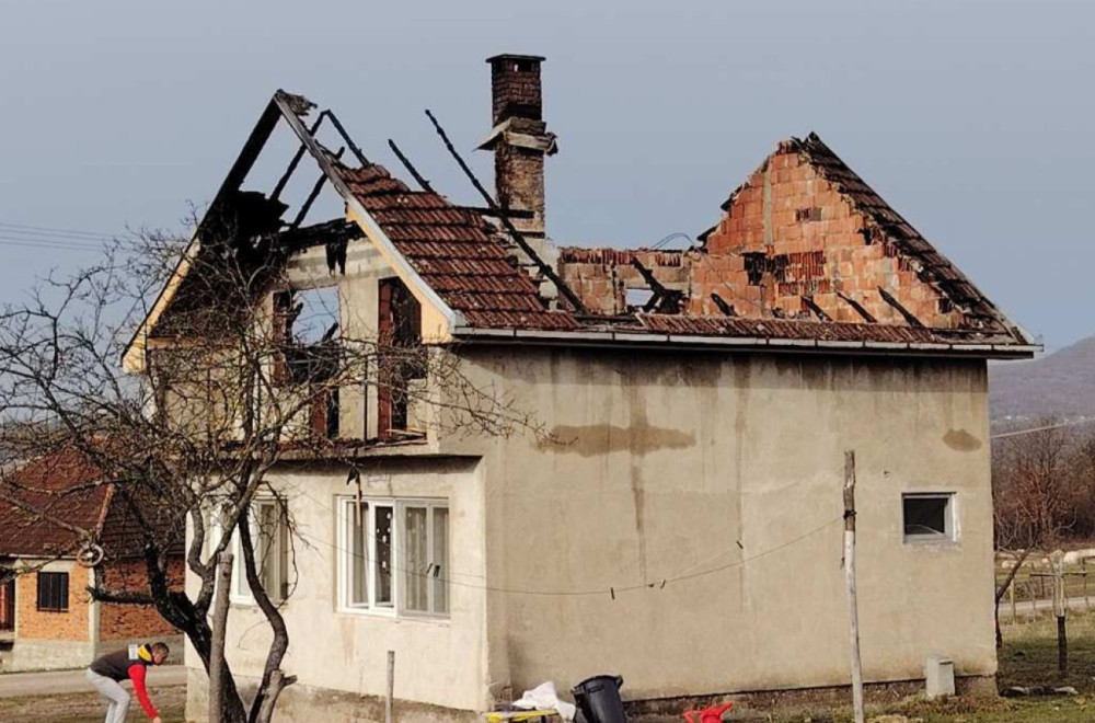 Umesto doma – zgarište: Plamen progutao sve za petnaest minuta FOTO