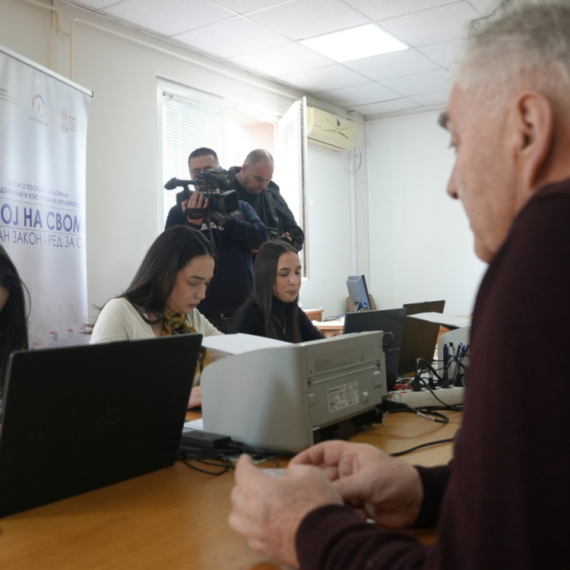 Ogromna zainteresovanost za Vučićevu meru: Poslednji dan za legalizaciju bespravnih objekata VIDEO