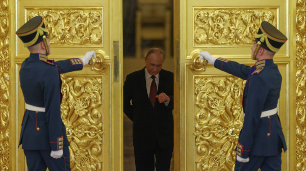"Monstrous mistake, comrades" PHOTO/VIDEO