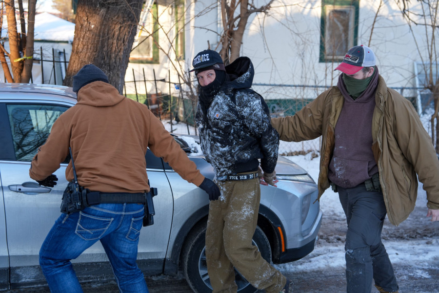 Bukti rat u Americi: Protesti se pretvorili u haos – policajac pogođen u glavu FOTO/VIDEO