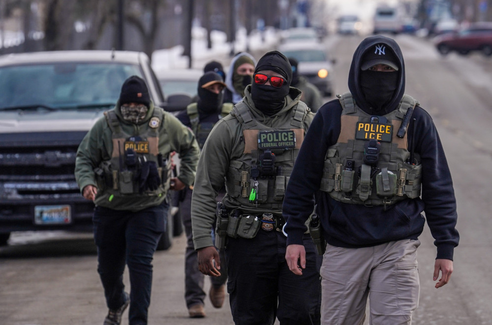 Bukti rat u Americi: Protesti se pretvorili u haos – policajac pogođen u glavu FOTO/VIDEO