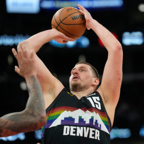 Brutalni tripl-dabl Jokića – Denver prekinuo crni niz VIDEO