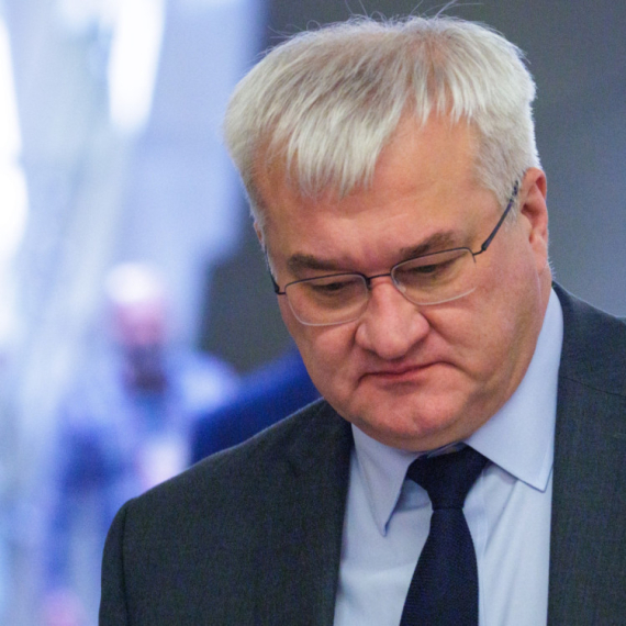Razgovarali Sibiha i Aragči; "Ukrajina želi da izbegne eskalaciju"
