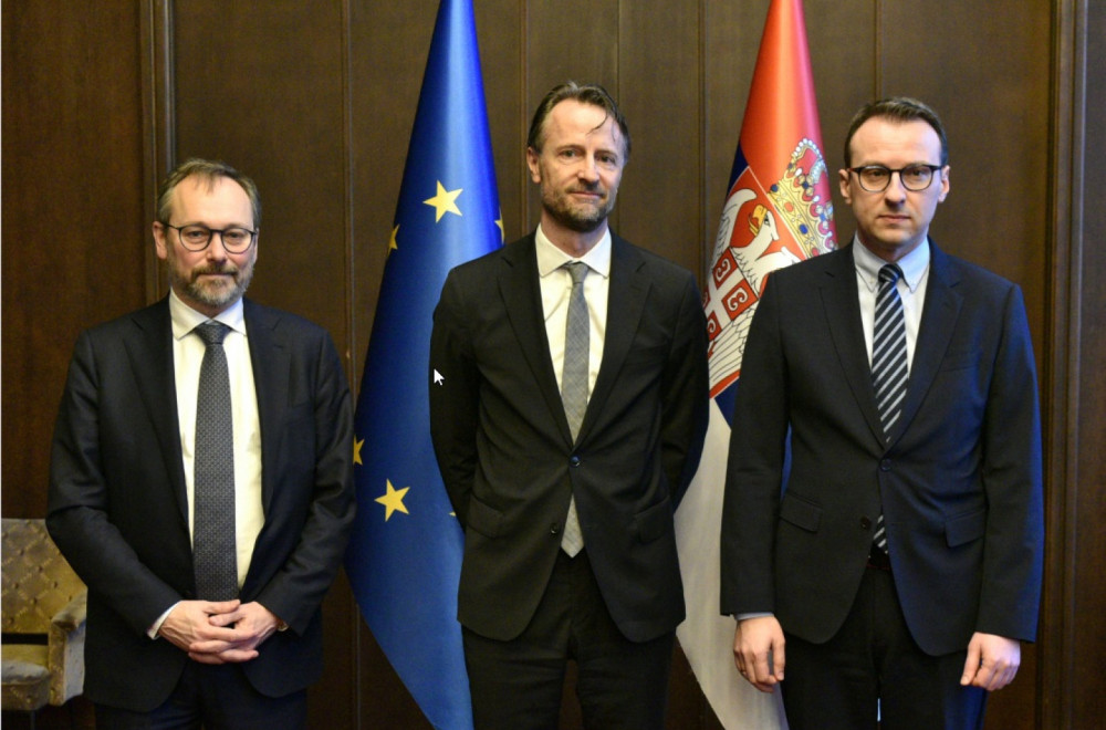 Petković se sastao sa Žiofreom: "Neophodno što pre pokrenuti razgovore o Statutu ZSO"