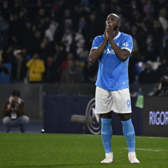 Napoli želi da skine Lukakua sa platnog spiska