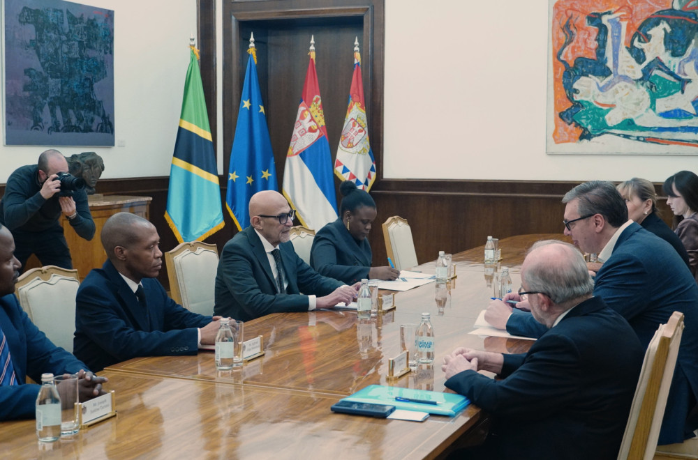 Vučić se sastao sa predsednikom parlamenta Tanzanije; "Srbija pridaje veliki značaj afričkim državama" FOTO