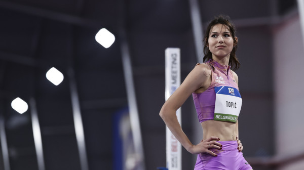 Topić: "Divno je – popiješ kafu u svom stanu, pa pobediš u svom Beogradu" VIDEO