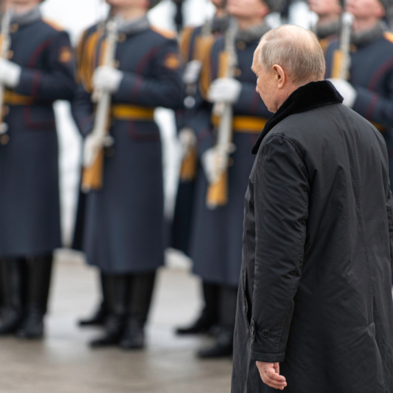Rusi vole Putina