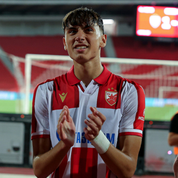 Zvezdin napadač završio u nemačkom velikanu! FOTO