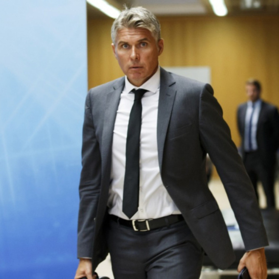 Šef suđenja pri UEFA: "Prekinuti mikroskopske VAR intervencije"