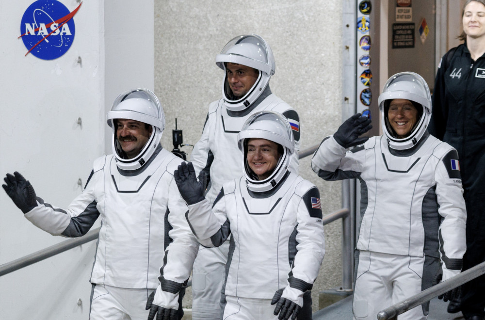Četiri nova astronauta stigla na Međunarodnu svemirsku stanicu FOTO/VIDEO