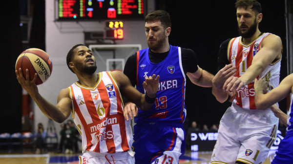Zvezda se baš namučila – Batler slomio žilavu Igokeu