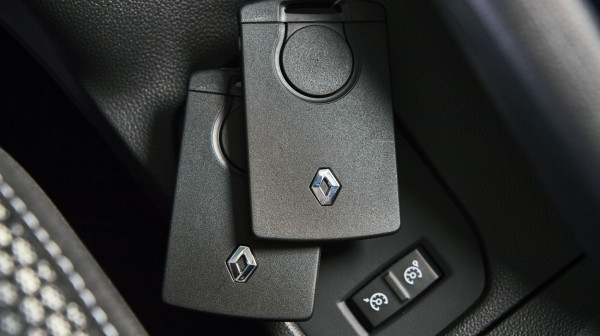 Prazna baterija u ključu automobila? Evo kako da otključate i pokrenete vozilo bez panike