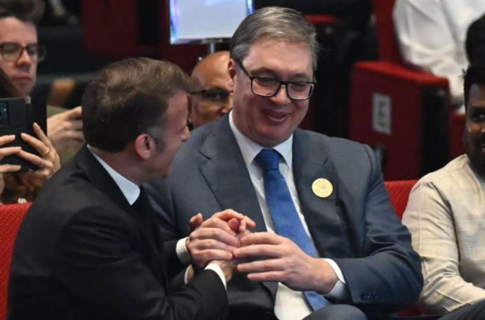 Vučić sa Makronom na otvaranju Samita o veštačkoj inteligenciji FOTO/VIDEO
