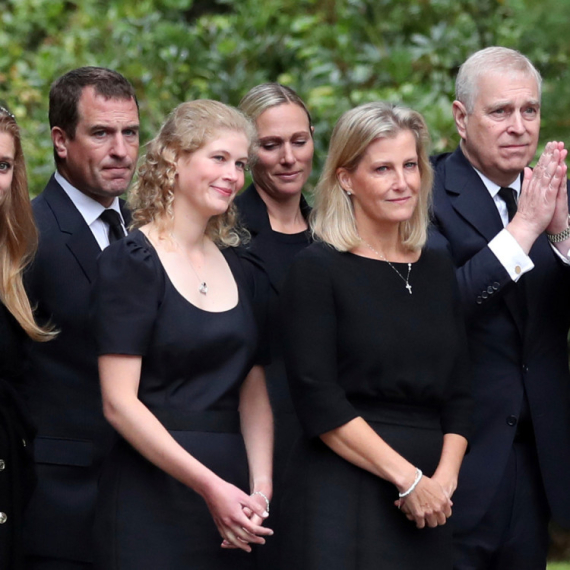 Skandal u kraljevskoj porodici: Šta sada čeka Saru Ferguson i ćerke FOTO