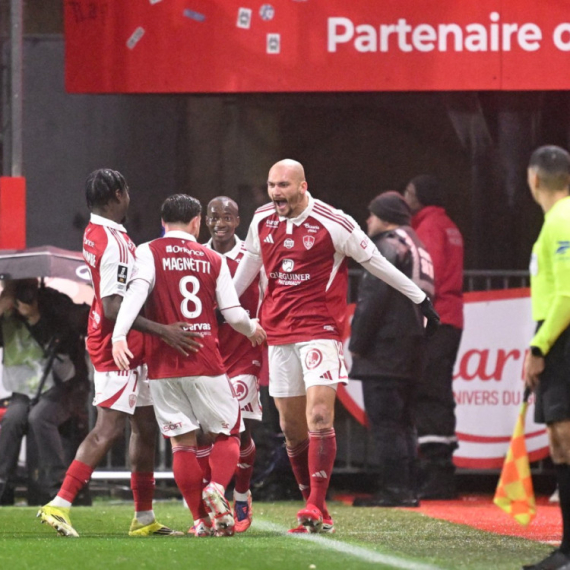 Brest slavio protiv Marseja