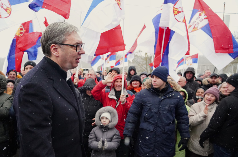 Vučić u Knjaževcu: Mobilna ambulanta stiže u svako selo, time ćemo da sačuvamo živote