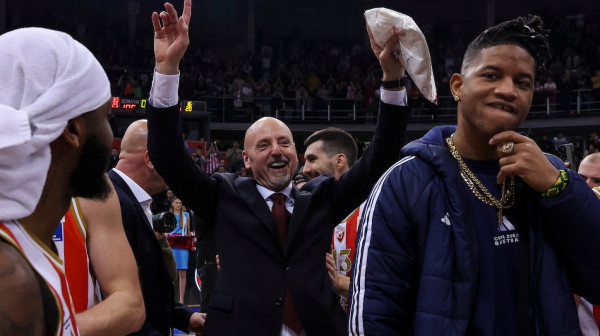 Zvezda piše istoriju u Rumuniji: "Neće biti lako"