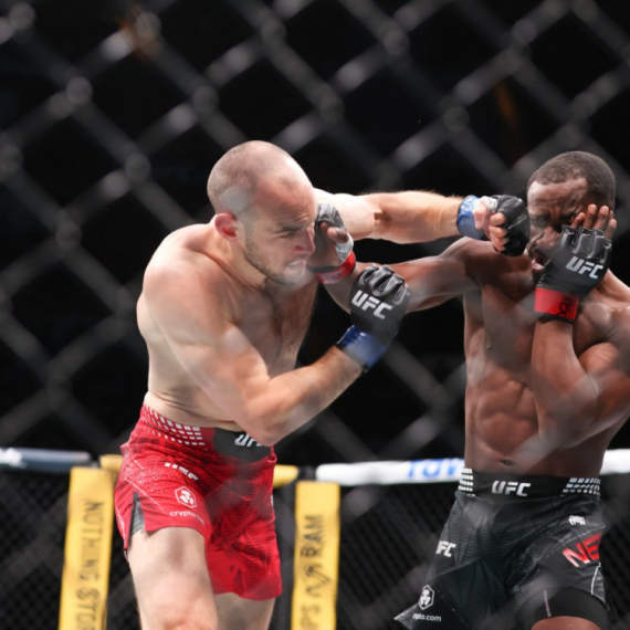 Srbin "zapalio" UFC – nokautirao Amerikanca i čuo se sa Trampom VIDEO
