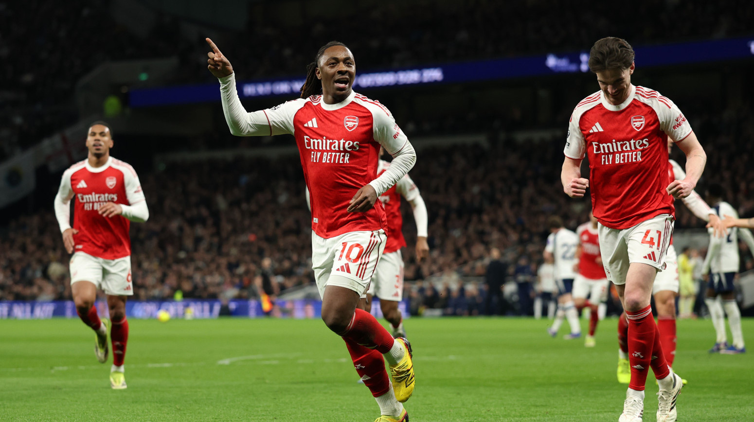 Arsenal iskalio bes u derbiju severnog Londona VIDEO