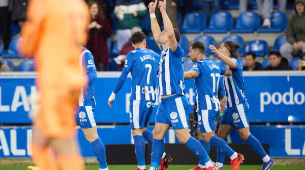 Alaves jedva izvukao živu glavu