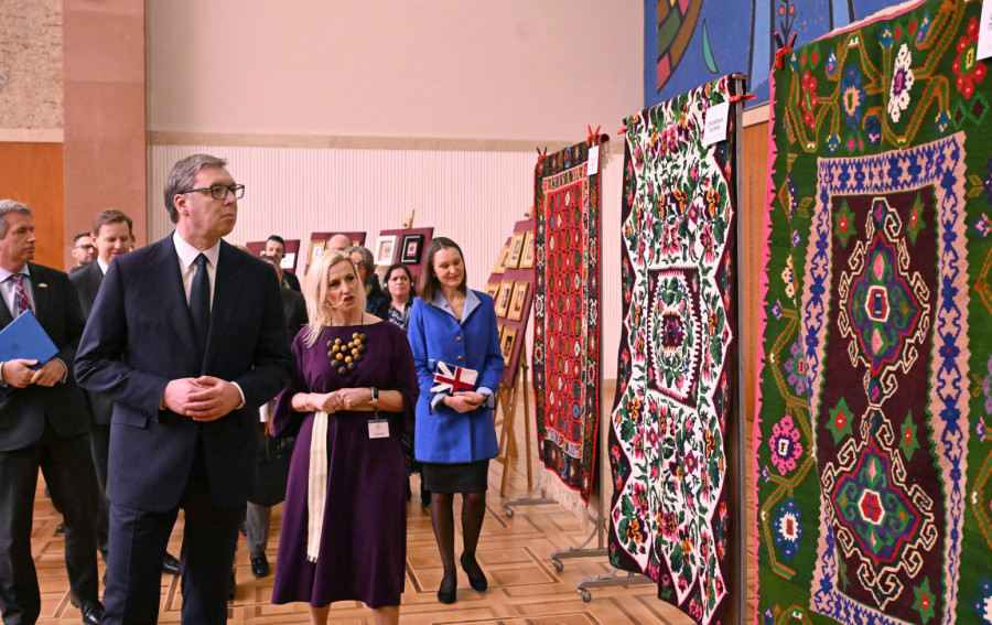 Vučić otvorio izložbu Niti državnosti: Nematerijalno nasleđe je živa snaga Srbije FOTO/VIDEO