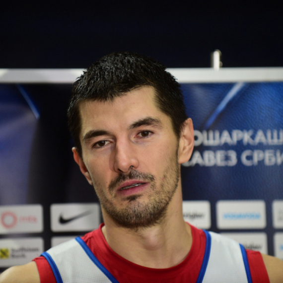 Mitrović: "Kada igra Srbija, očekuje se pobeda" VIDEO