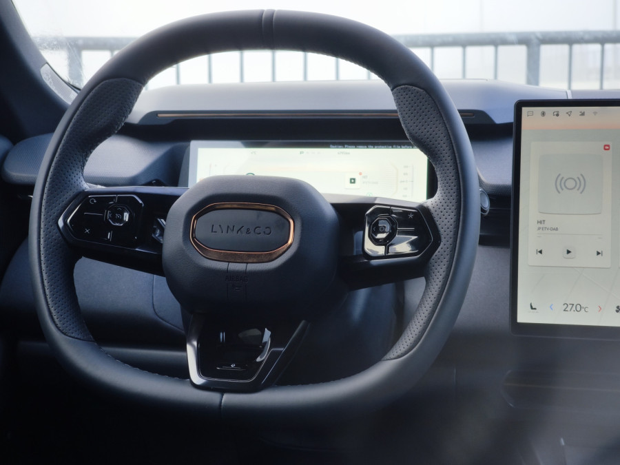 Vozili smo: Lynk & Co 08 – Ginisov rekorder na našem testu