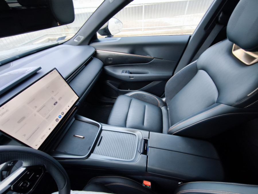 Vozili smo: Lynk & Co 08 – Ginisov rekorder na našem testu
