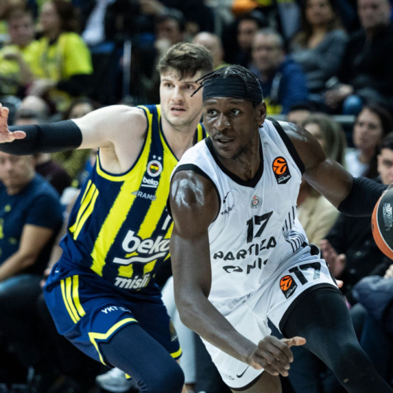 Novi poraz Partizan – šampion Evrope bolji posle drame u završnici