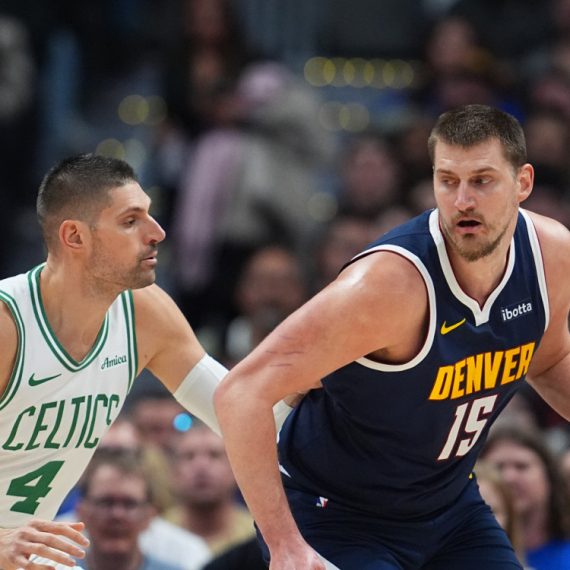 Jokić ubacio 30, Vučević dva – Denver razbio Boston VIDEO
