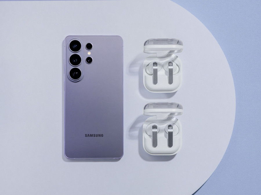 Stigle Galaxy Buds4 i Buds4 Pro slušalice sa potpuno novim dizajnom i boljim zvukom