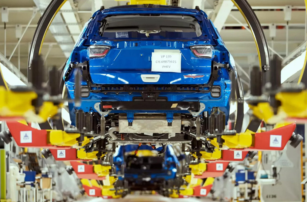 Stellantis daje fabriku Kinezima: Novi potez menja tržište električnih automobila u Evropi