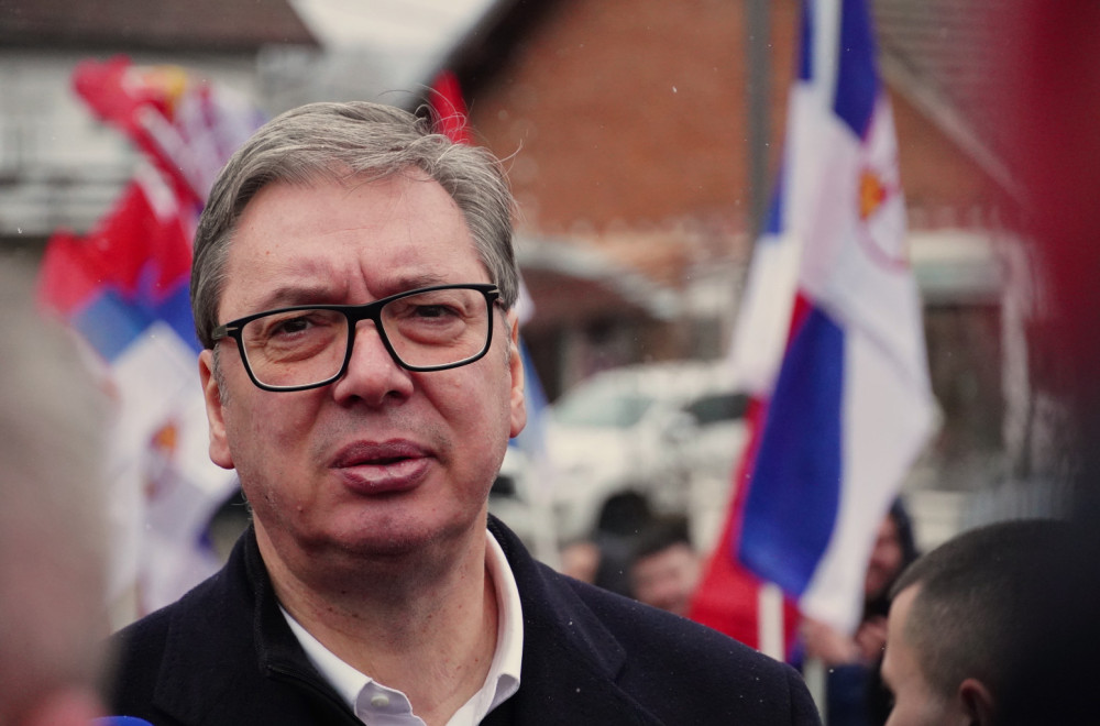 Vučić: "Cena goriva raste najviše tri dinara"