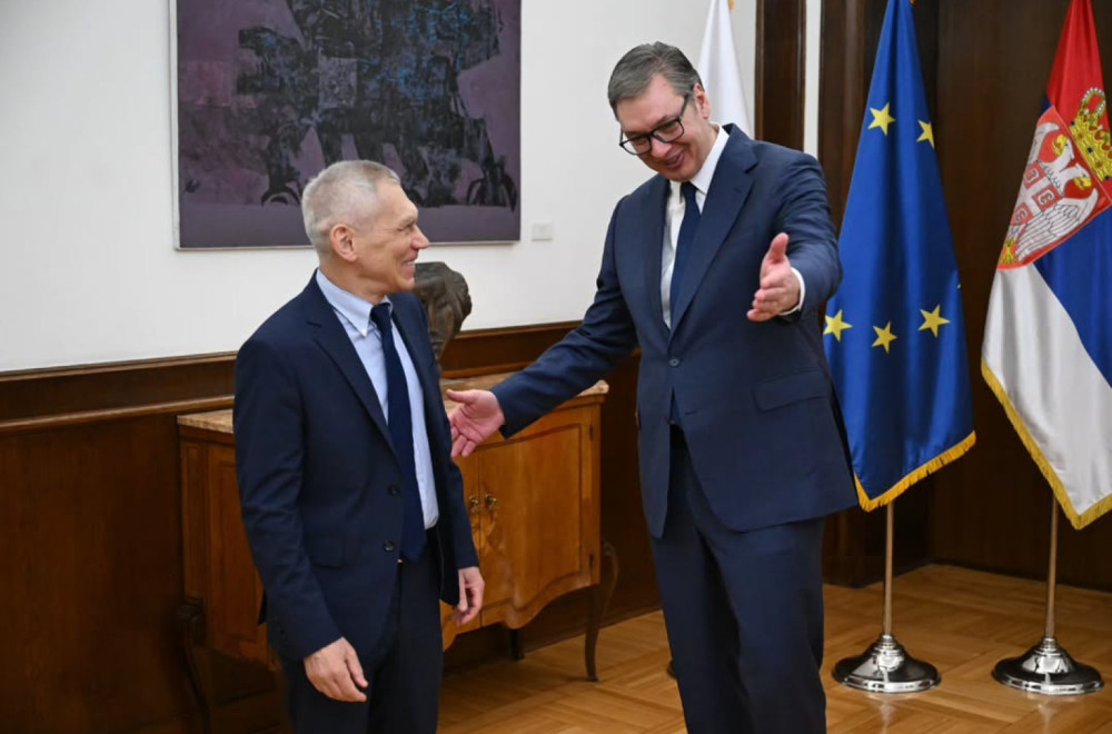 Vučić sa Bocan Harčenkom: "Razgovarali smo o bezbednosnim izazovima koji opterećuju Evropu i svet"  FOTO
