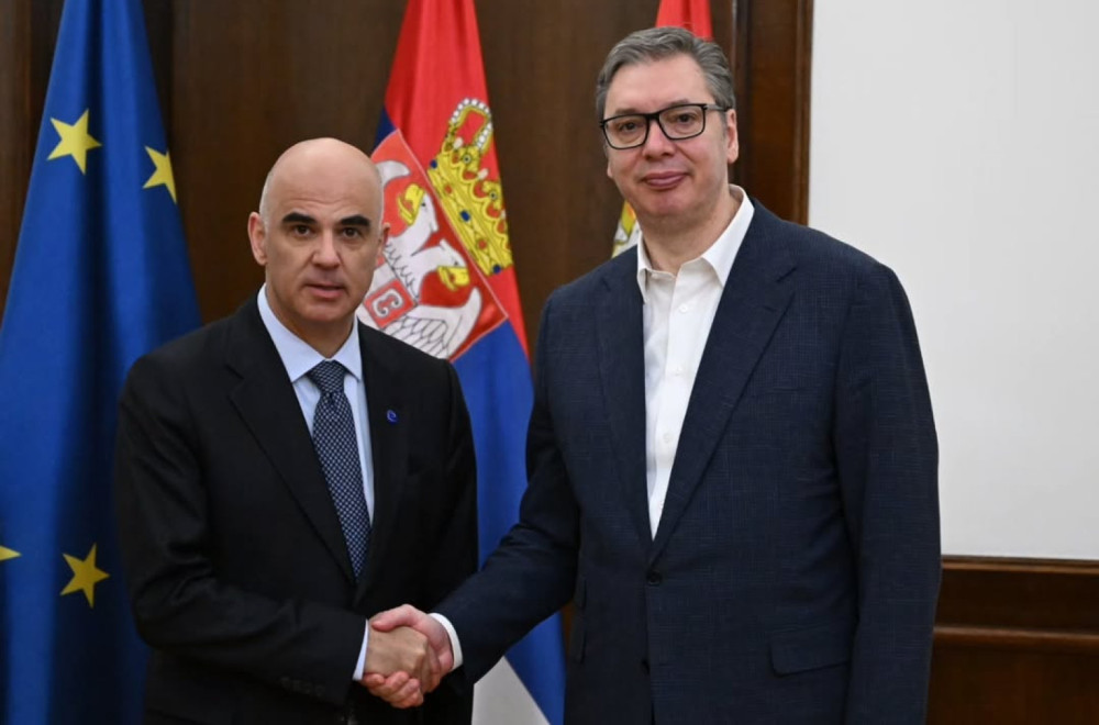 Vučić sa Berseom: "Očuvanje mira, stabilnosti i poštovanje međunarodnog prava je od presudnog značaja" FOTO