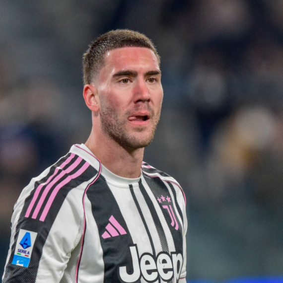 Juve pravi novi tandem – Vlahović i Levandovski
