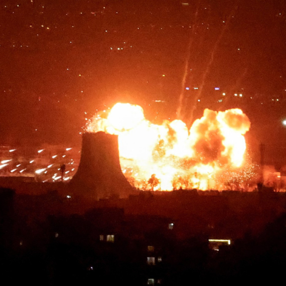 Escalation – U.S. attacks Iran; Tehran retaliates; American destroyers burning; Explosions echo across region