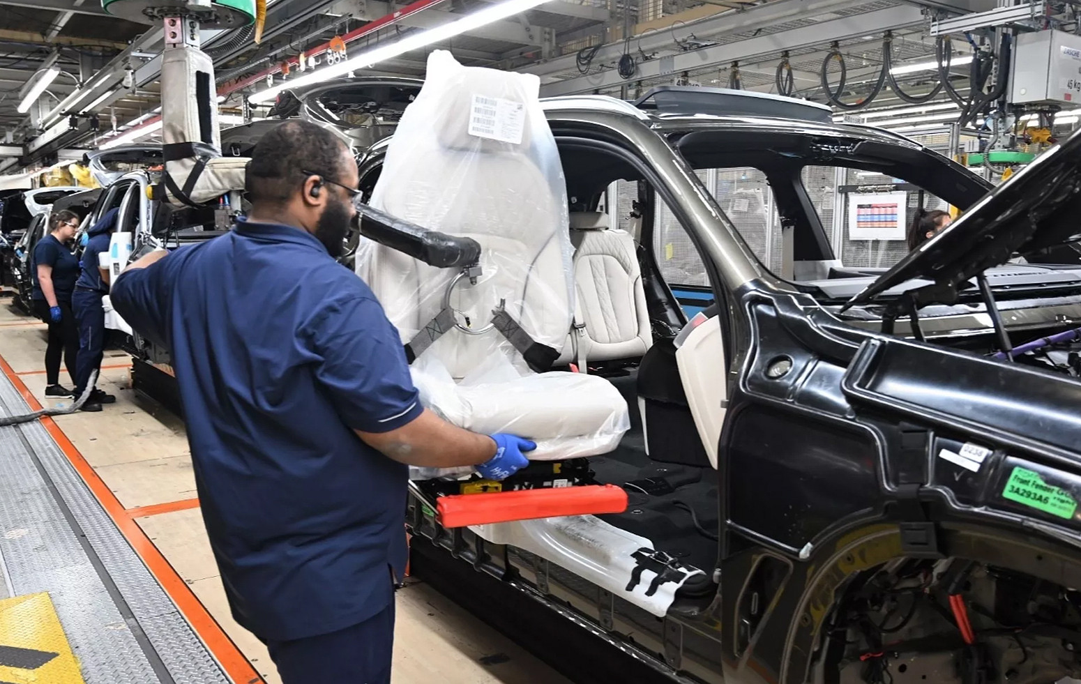 Evropska auto-industrija pred velikim izazovom: Mogla bi da nestane za samo par godina