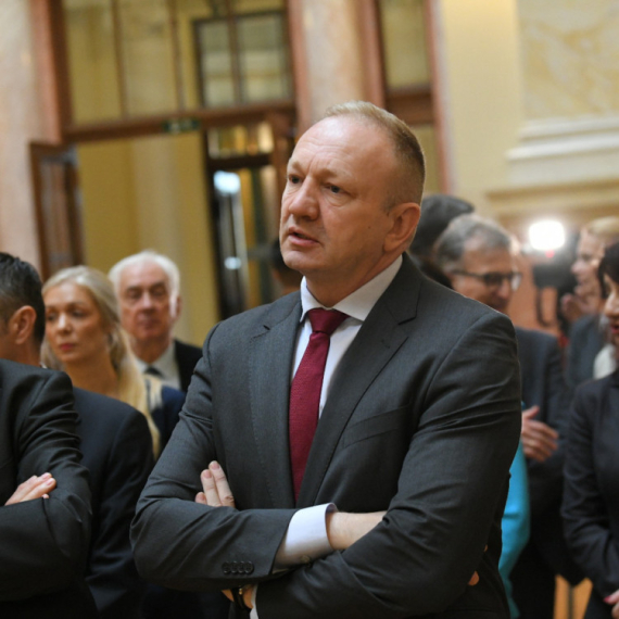 Đilas poručio blokaderu: "Pričaj sa roditeljima gde su pogrešili u tvom vaspitanju" FOTO